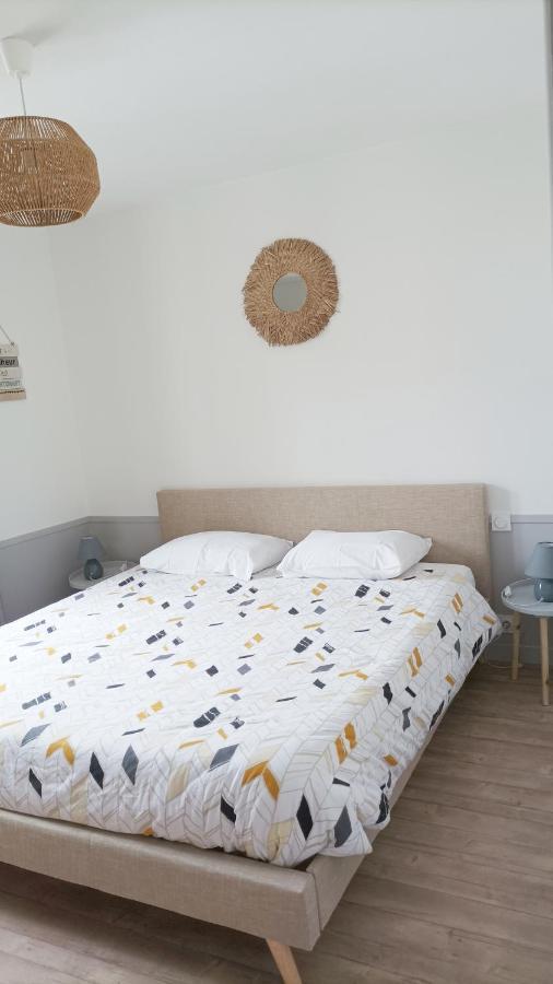 Loudeac : Appartement T2 Chaleureux Centre Ville Loudéac Exterior photo