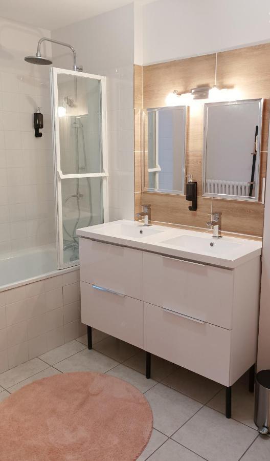 Loudeac : Appartement T2 Chaleureux Centre Ville Loudéac Exterior photo