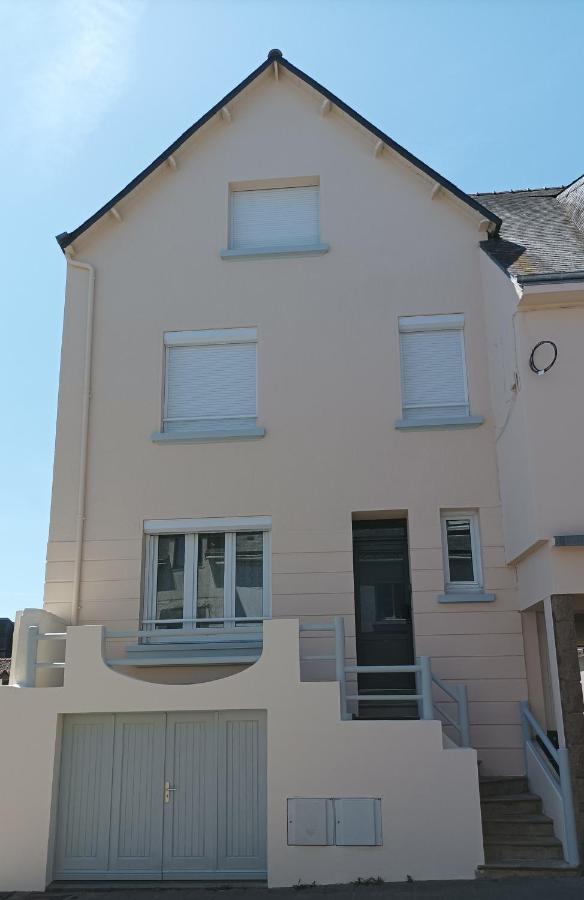 Loudeac : Appartement T2 Chaleureux Centre Ville Loudéac Exterior photo